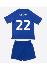 Leicester City Oliver Skipp #22 Jalkapallovaatteet Lasten Kotipeliasu 2025-26 Lyhythihainen (+ Lyhyet housut)